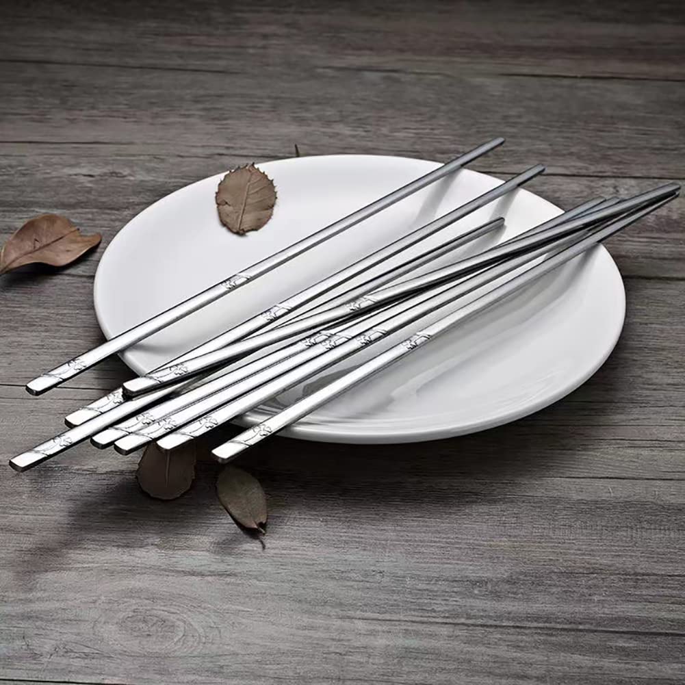 YAPULLYA Korean Metal Chopsticks and Spoons Set, Reusable Stainless Steel Flatware Chopsticks and Spoons with long-hand, set of 3 (Lucky Clover)