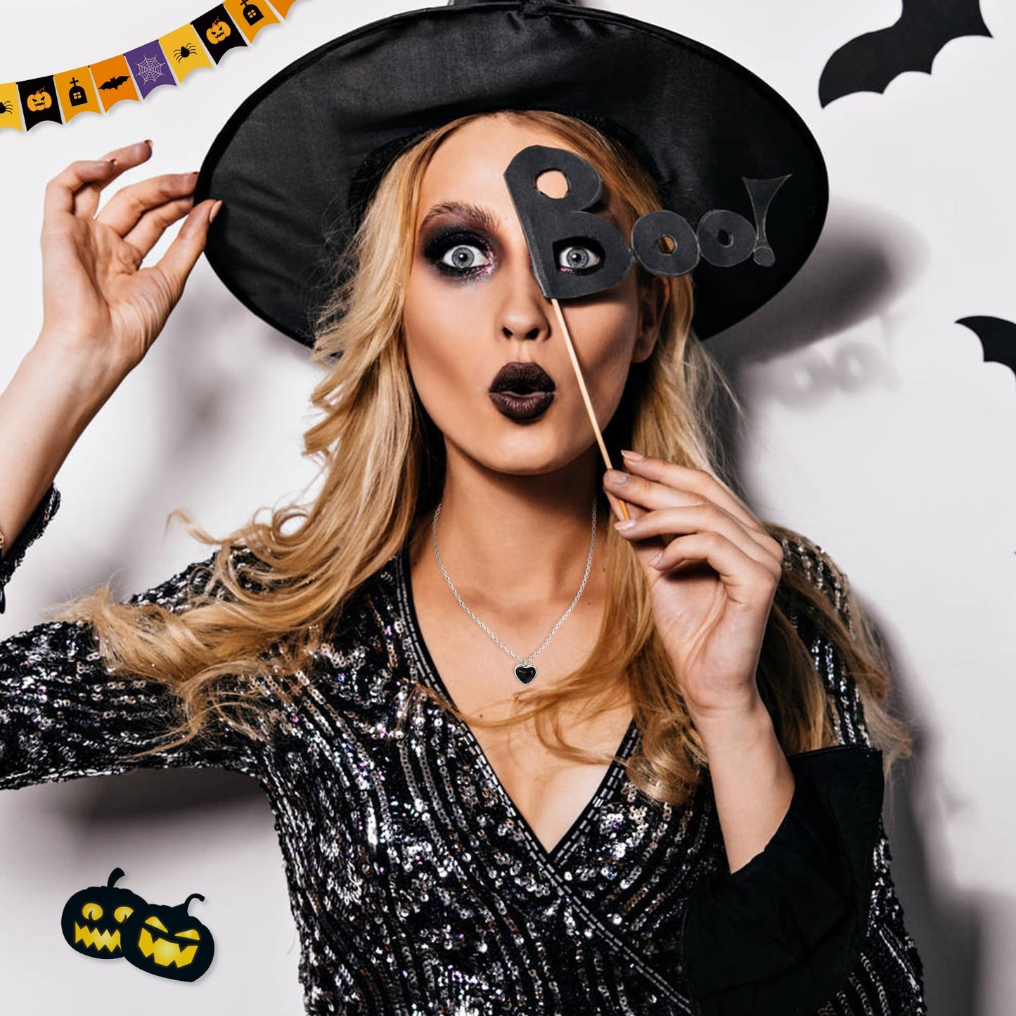 SmileBelle Black Heart Necklace for Women, Gothic Black Necklaces Black Tourmaline Necklace as Birthday Gifts for Her, Black Handmade Jewelry Silver Heart Pendant Necklace for Teen as Tendy Jewelry