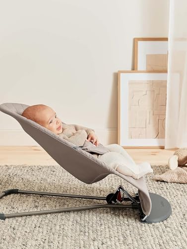 BabyBjörn Bouncer Bliss, Sand Gray, Woven, Classic Quilt | 2-in-1 Adjustable Baby Bouncer Seat and Toddler Chair, Newborn to Toddler (8-29 lbs), 4 Positions, Lightweight & Portable