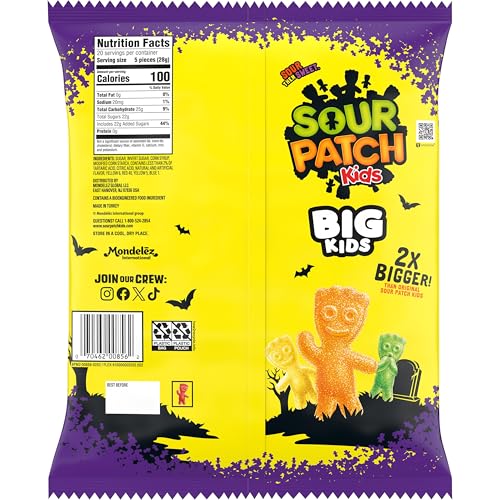 SOUR PATCH KIDS BIG Individually Wrapped Soft & Chewy Halloween Candy, Bulk Candy, 100 Pieces