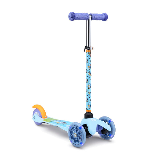 Voyager Self Balancing Kick Scooter with Light Up Wheels, Extra Wide Deck, 3 Wheel Platform, Foot Activated Brake, 75 lbs Limit, Kids & Toddlers Girls or Boys, for Ages 3 and Up, Bluey