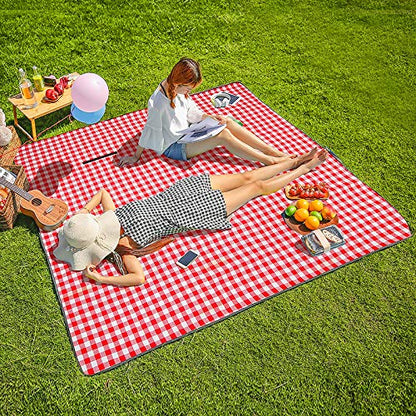 Three Donkeys Machine Washable Extra Large Picnic & Beach Blanket Handy Mat Plus Thick Dual Layers Sandproof Waterproof Padding Portable for the Family, Friends, Kids, 79"x79" (Red and white)