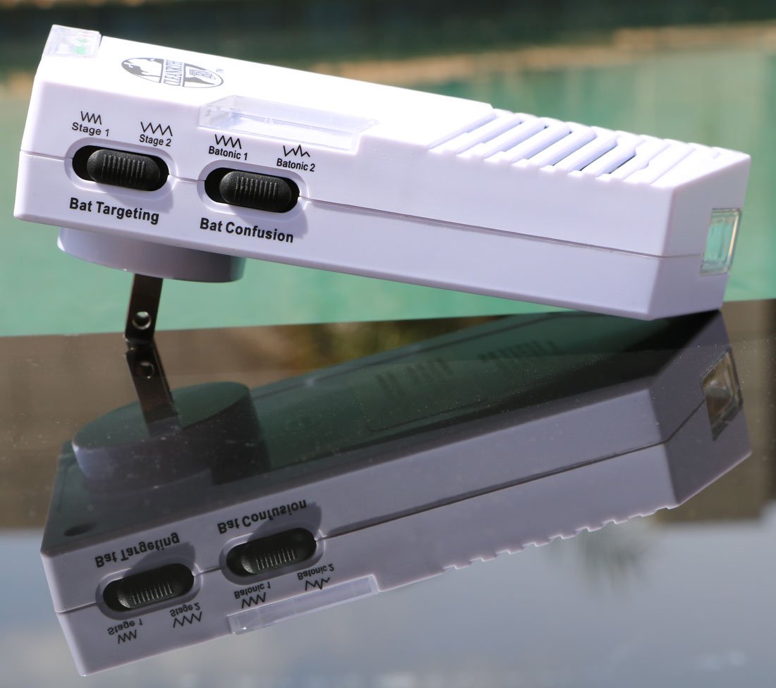 Cleanrth CB006 Advanced Ultrasonic Bat Repelling System - Demands Bats to Leave