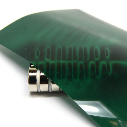 Green Magnetic Viewing Film 4x6 | Cool Magnets Science Kit | Magnetic Field Detector & Visual Aid for Physics Education | Ideal for Research & Magnetism Demonstrations