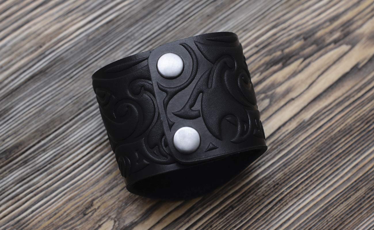 Stahlgilde 100% Real Leather Viking Cuff Bracelet - Handmade Valknut Black Wristband - Gift for Men Women - Genuine Leather Viking Punk Lv Axe Сuffs - Size M for wrist 6.5"-7.5" 90wc