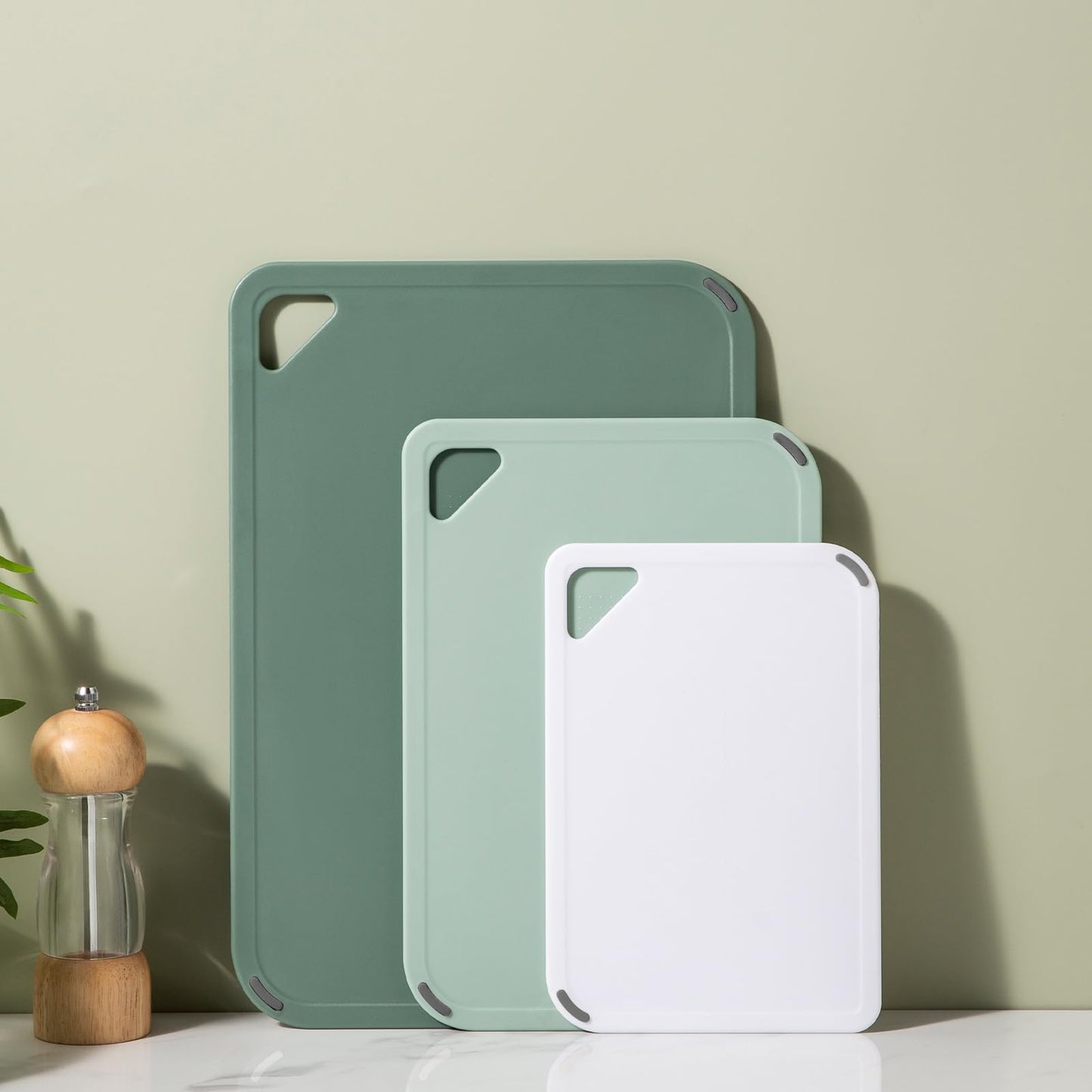 THETCHRY Plastic Cutting Board Set of 3-Cutting Boards for Kitchen BPA Free, Large-Small Chopping Boards Non-Slip for Cooking Camping Dishwasher Safe, Reversible, with Grip Handle, 15"×10"×0.6" Green