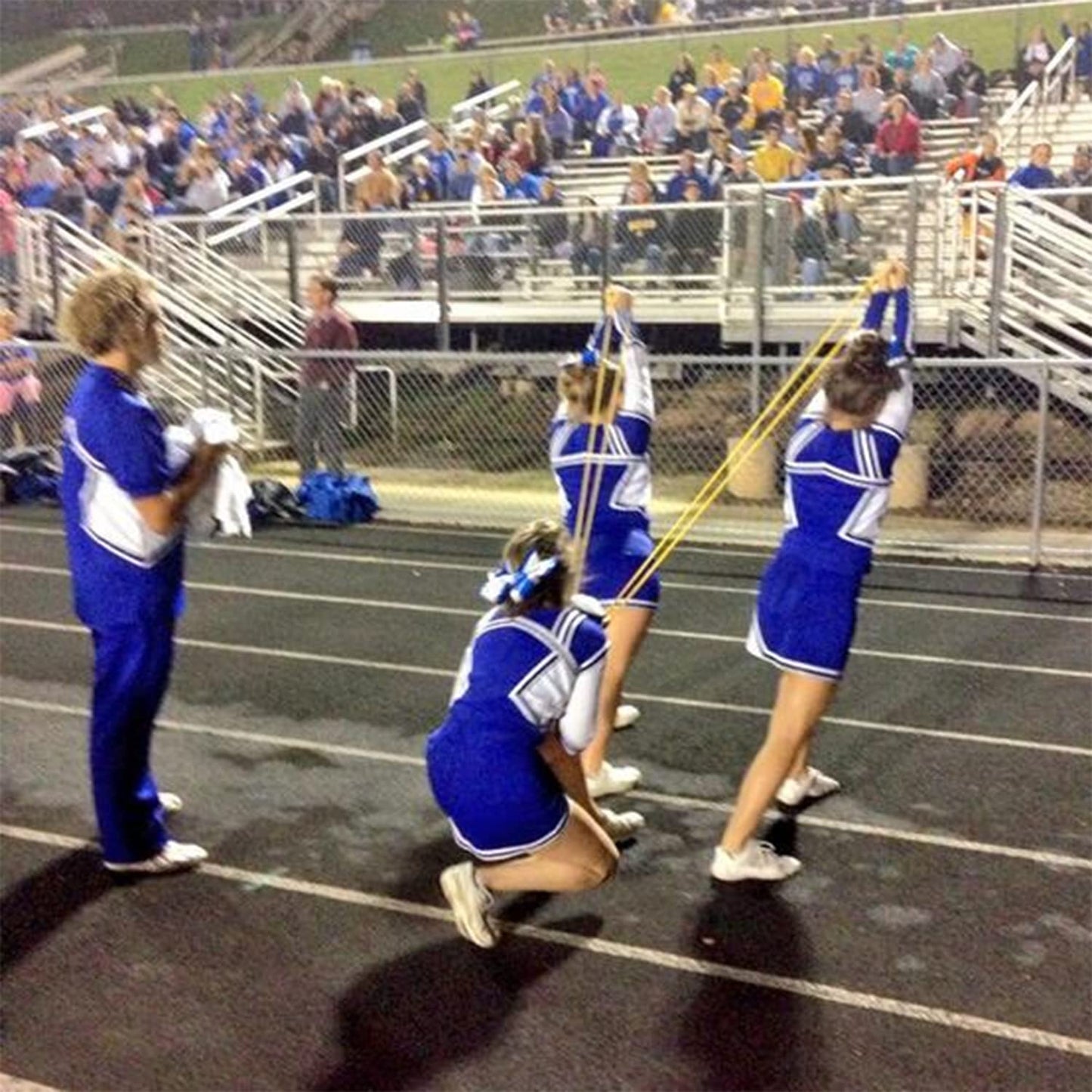 Water Balloon Launcher Slingshot 500 Yard Long Range, 2-3 Person Giant Slingshot, T-Shirt Slingshot for Adults, Pumpkin Potato Slingshot, Party Game Yard Catapult Toys