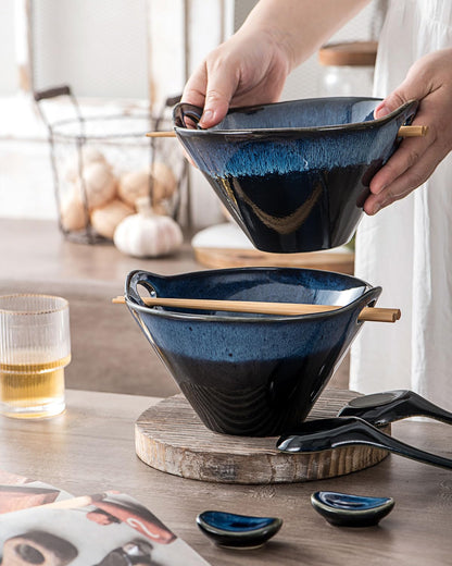 UNICASA Japanese Ramen Bowl Set with Chopsticks, Spoons and Rests, 26oz Deep Porcelain Noodle Bowl Set of 2 for Udon, Pho, Salad, Soup (Reactive Blue)