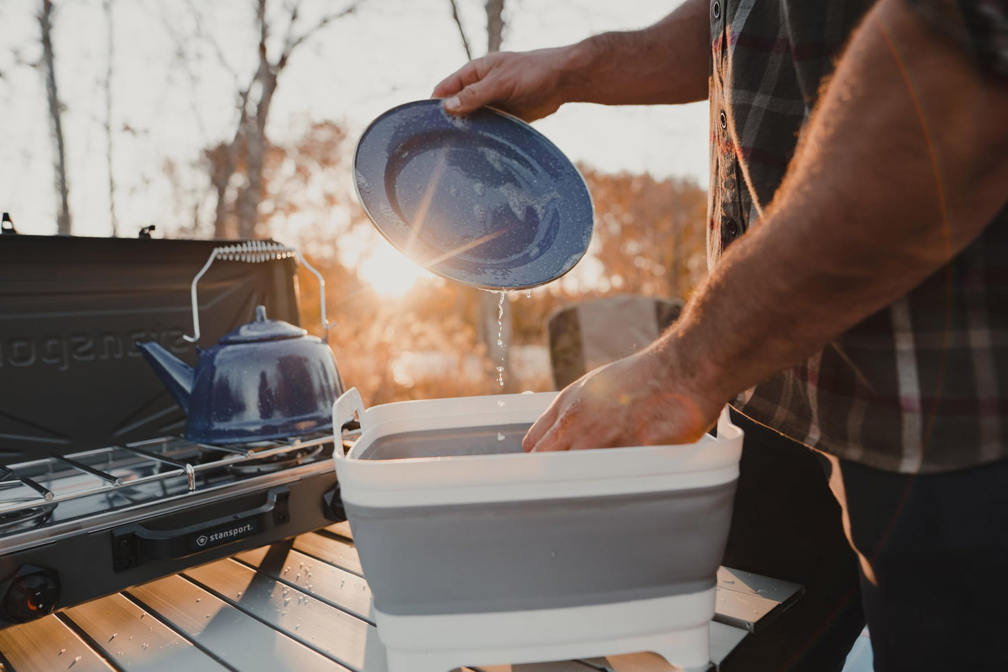 Stansport Enamel Dinner Plate - S.S. Edge - 10"