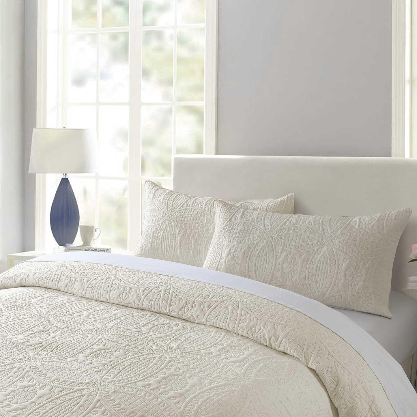 Boryard Beige King Size Quilt Set, 3-Piece Lightweight Soft Bedspread 104x90 inches Bedding Set with 2 Pillow Shams, Geometric Embossed Pattern