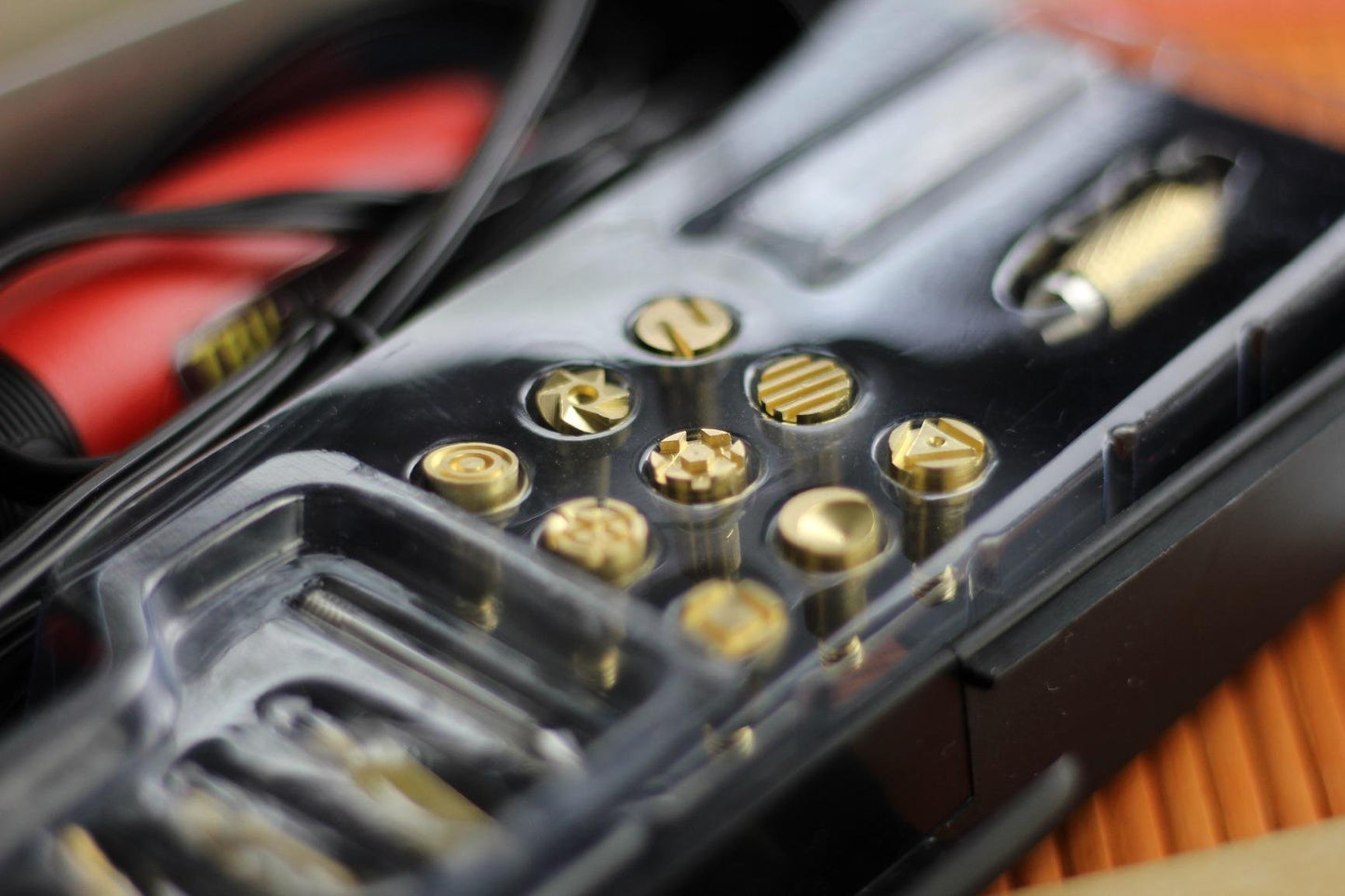 TRUArt Wood Burning Leather Pyrography Pen - Best Woodburning Crafts Tool Kit Set - Comes with 21 Different Tips - Dual Power Mode - 30W and 15W, Gourd