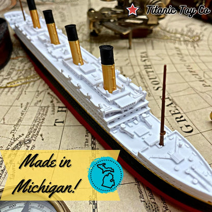 Split In Half RMS Titanic Model Ship 1 Ft Long Assembled Titanic Toys For Kids, Historically Accurate Titanic Toy, Titanic Ship, Titanic Cake Topper, Titanic Figurine, Titanic Boat, Titanic Replicas