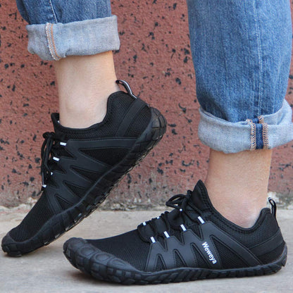 Weweya Minimalist Shoes Men Five Fingers Cross Training Barefoot Trail Running Shoes Workout Treadmill Biking Runners Tennis Indoor Rowing Throwing Size 9 Black