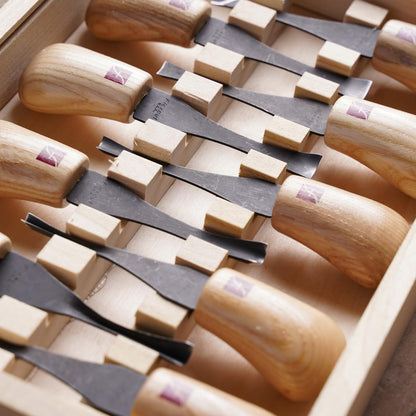 Flexcut Carving Tools Deluxe Palm Gouge Set FR405, Wood Crving Kit, Razor-Sharp 1095 High Carbon Steel Blade, Made in the USA