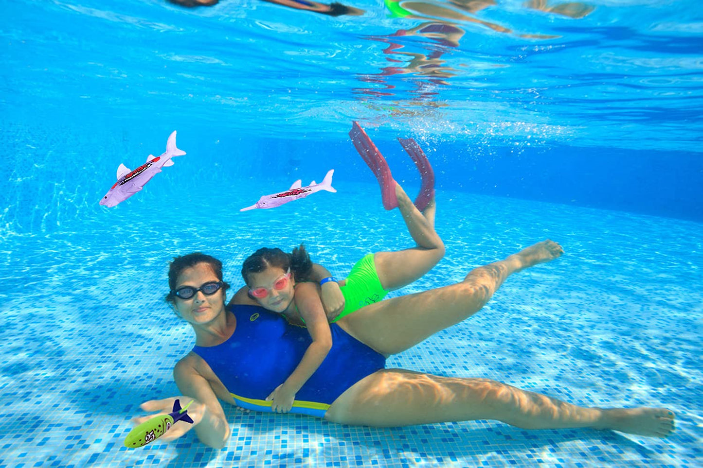 ZHFUYS Diving Pool Toy Underwater Swimming Throwing Diving Torpedo Shark,4 Pack