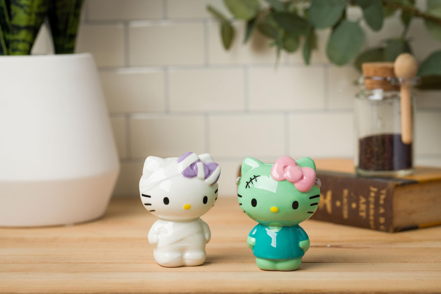Silver Buffalo Sanrio Hello Kitty Halloween Ceramic Salt and Pepper Shaker Set, 5” L x 2” W x 3.5” H