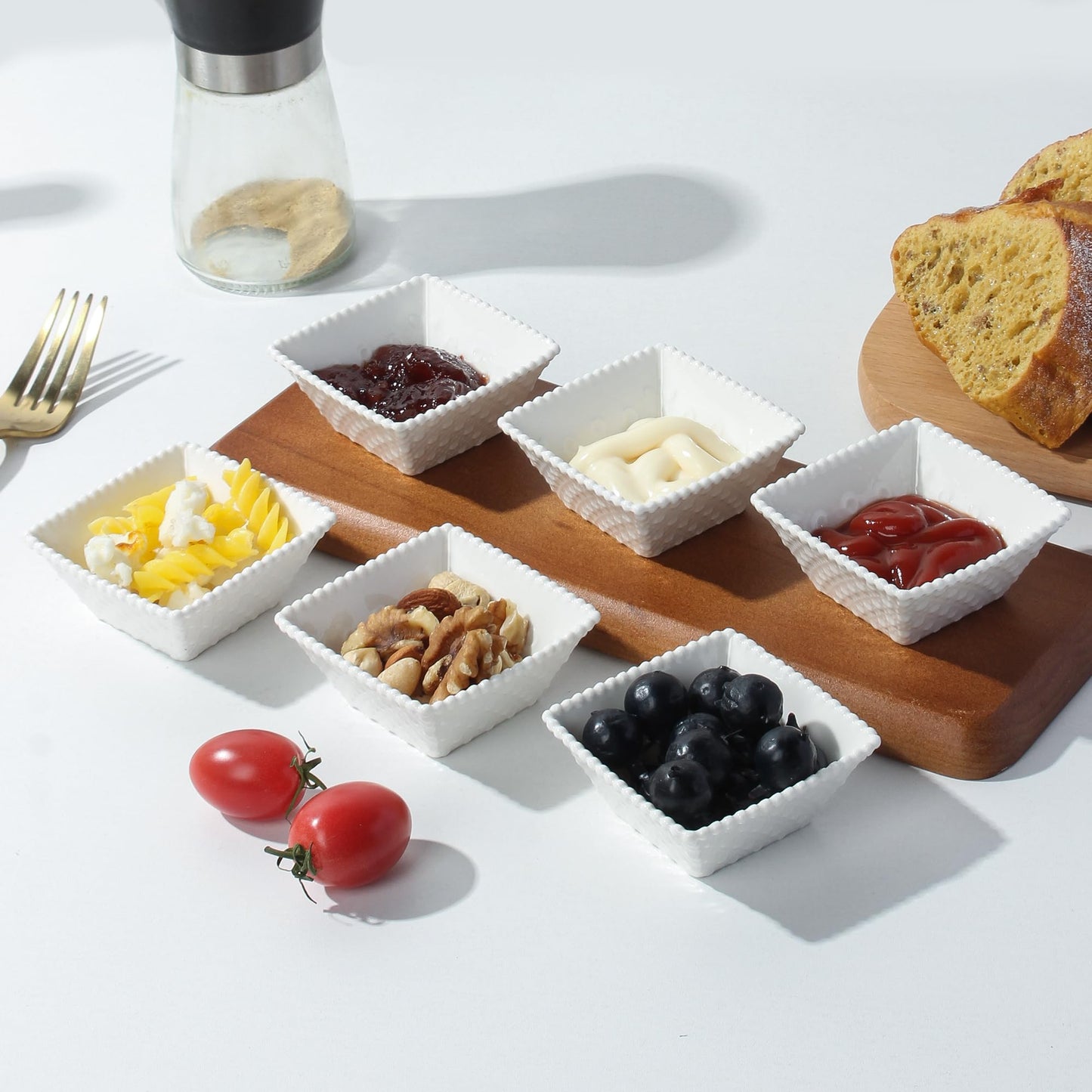 UIBFCWN 12Pack Ceramic Dip Bowls Set, 2.3oz White Dipping Sauce Bowls/Dishes for Tomato Sauce, Soy Sauce Dish, Square Side Dishes, Mini Appetizer Plates for Condiment