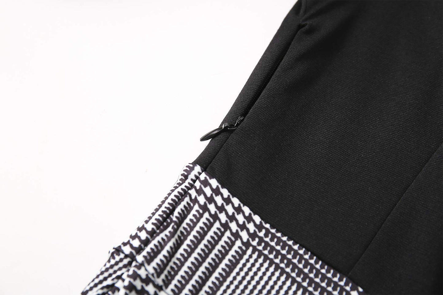 Fit and Flare Dresses for Women Vintage Casual Peter Pan Collar Flower Print Work Party A-Line Swing Dress with Pockets 978 (Plaid Black, L)