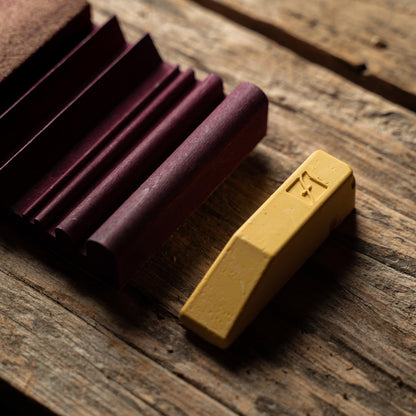 Flexcut SlipStrop, Polish and Debur Cutting and Carving Tools For Razor Sharp Blade Edges