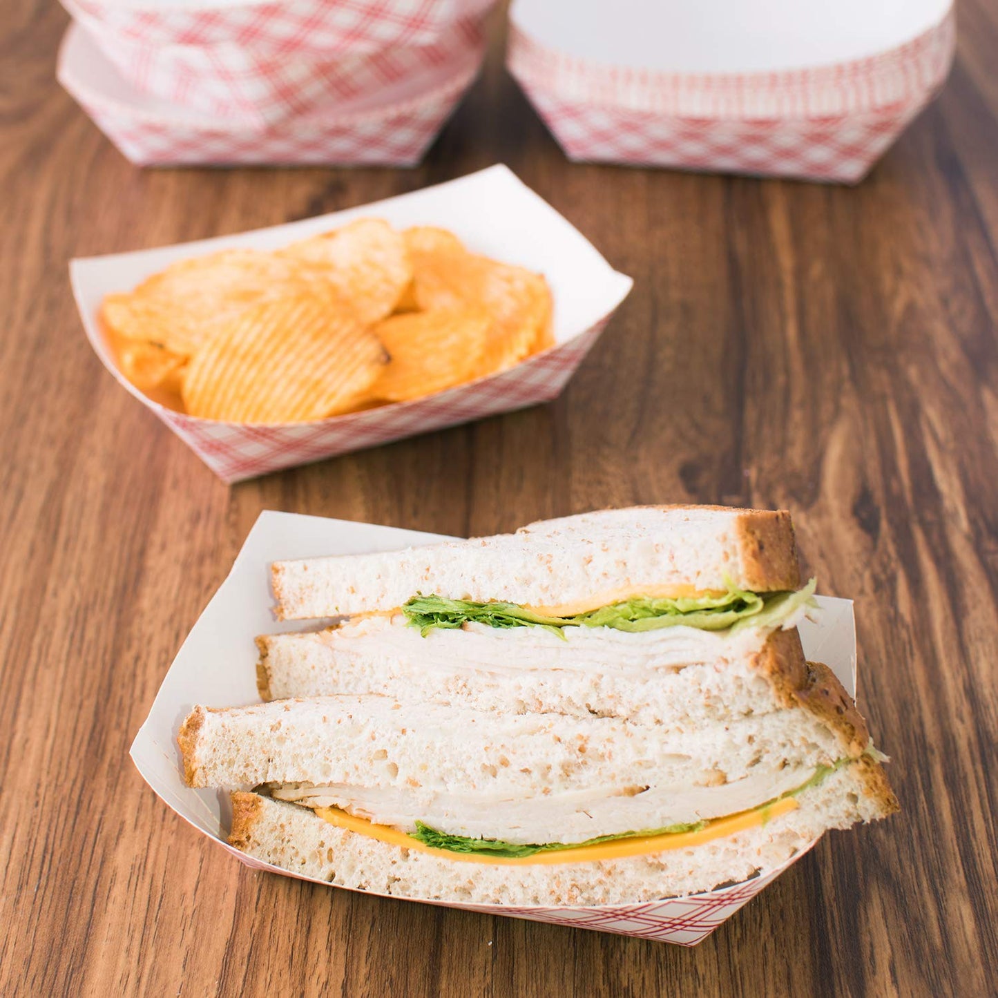 Super Z Outlet Disposable Paper Food Tray for Carnivals, Fairs, Festivals, and Picnics. Holds Nachos, Fries, Hot Corn Dogs, and More! - 2.5-Pound, 50-Pack