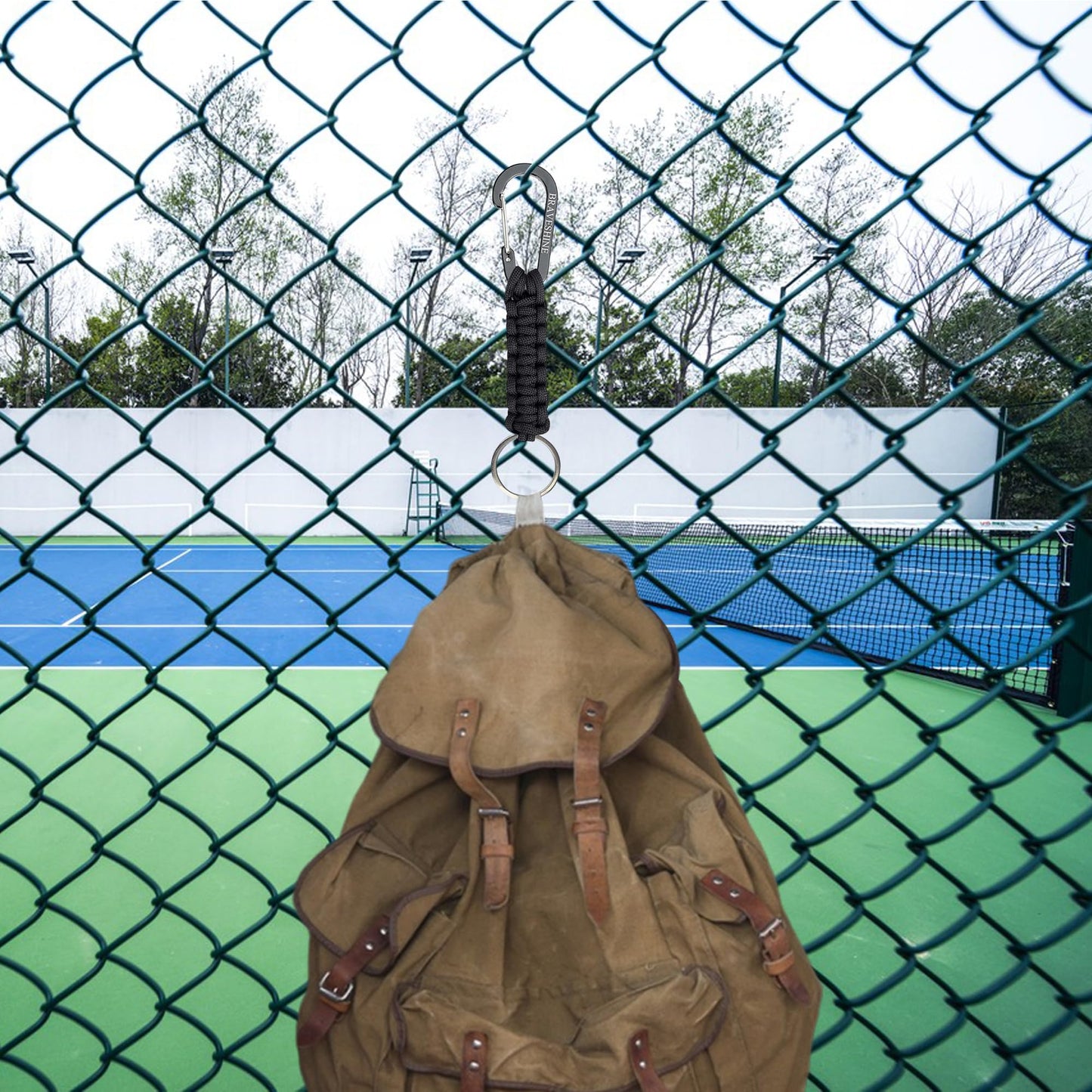 BRAVESHINE Keychain Hook with Paracord Strap 2 Pack Black Metal Key Ring Carabiner Hanger Para Cord D Locking Keyring Clip for Keys, Backpacks, Boys, Girls, Men, Women, Camping, Hiking, Travailing