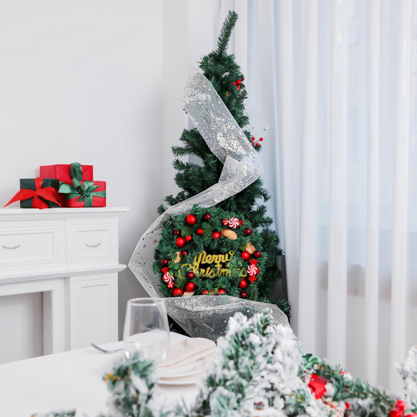 Snowkingdom Silver Christmas Tree Table Runner Xmas Winter Snowflakes 120 Inch Sparkly Glitter Mesh Runners Kitchen Dining Table Decorations for Seasonal Festival Holiday Indoor Outdoor Home Party