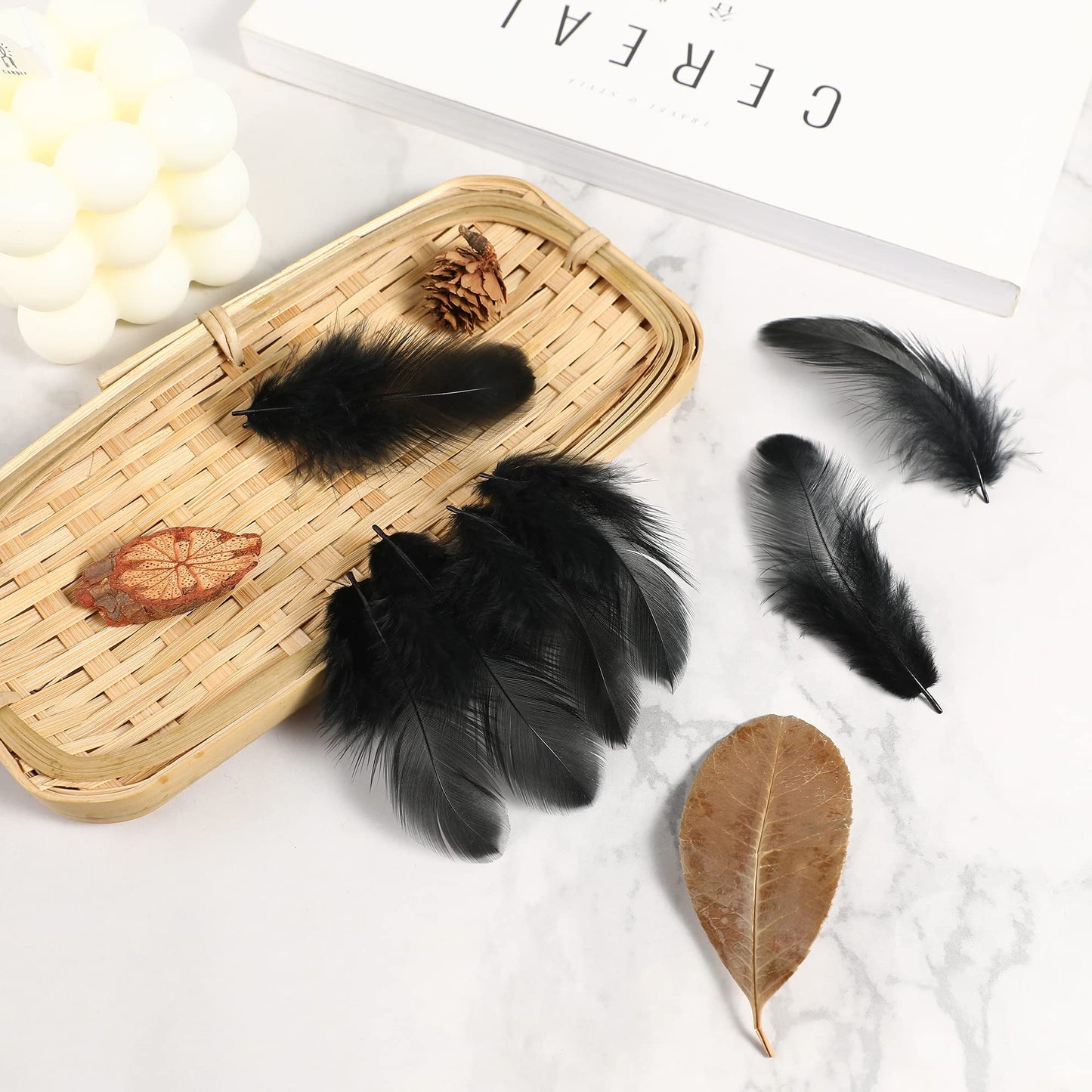 Soarer Black Craft Feathers Bulk - 300pcs 3-5inch Natural Feathers for Wedding Home,Dream Catcher Supplies,DIY Crafts and Halloween Holiday Party(Black)