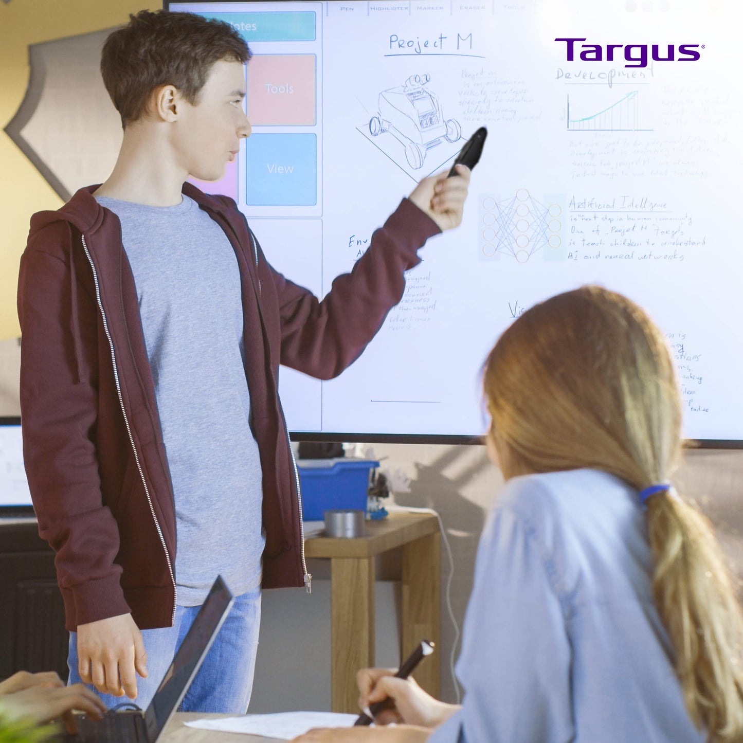 Targus Bluetooth Wireless Presentation Clicker Laser Pointer for Meetings and PowerPoint – Comes with USB Dongle, 50 Foot Range (AMP16US)