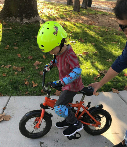 Soft-Style Kids Knee and Elbow Pads with Bike Gloves, Flexible Impact-Resistant Gear for Ages 2-11, Designed for Balance Bikes, Roller-Skating, and Skateboarding (Dinosaur, Small)