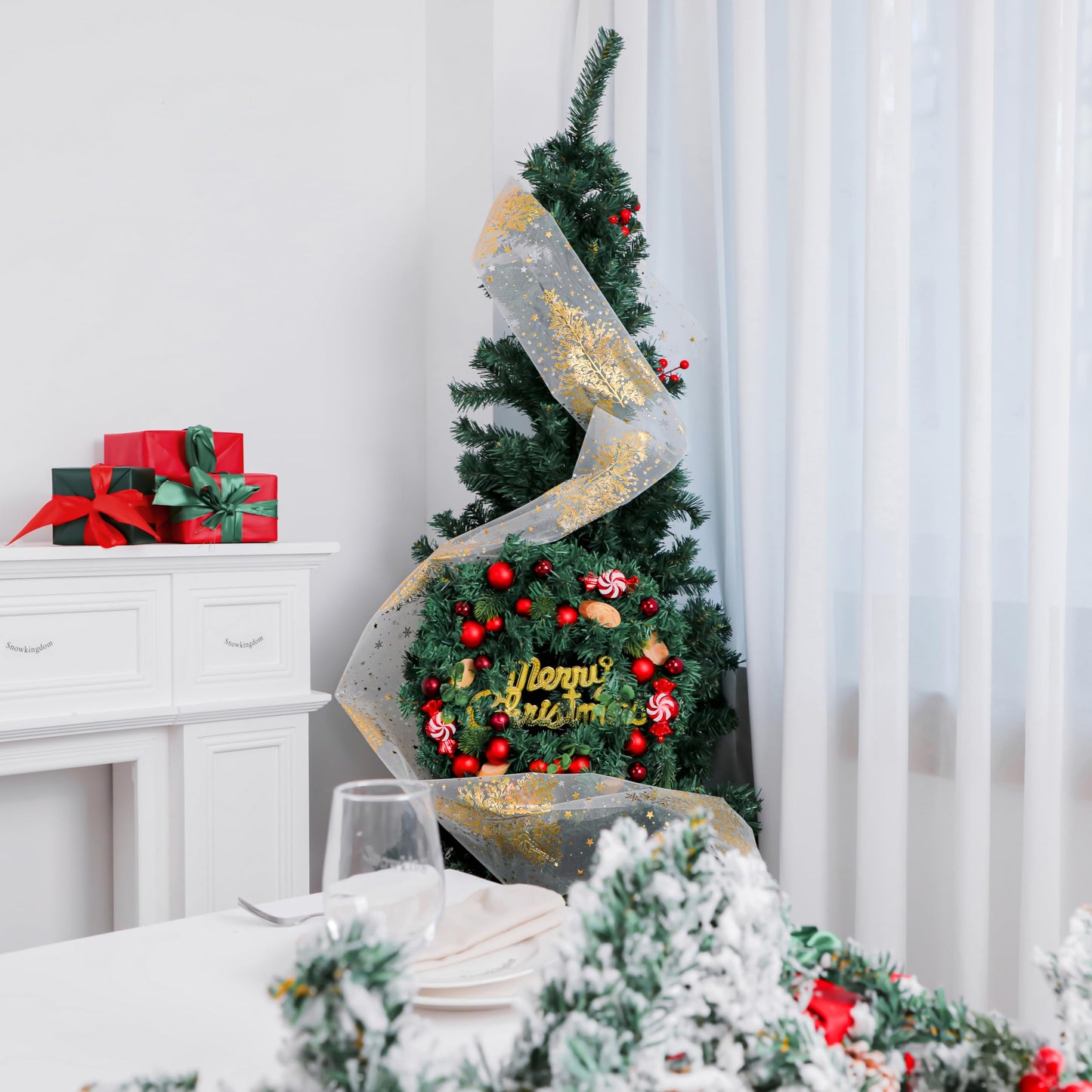 Snowkingdom Gold Christmas Tree Table Runner Xmas Winter Snowflakes 120 Inch Sparkly Glitter Gold Mesh Runners Kitchen Dining Table Decorations for Seasonal Festival Holiday Indoor Outdoor Home Party