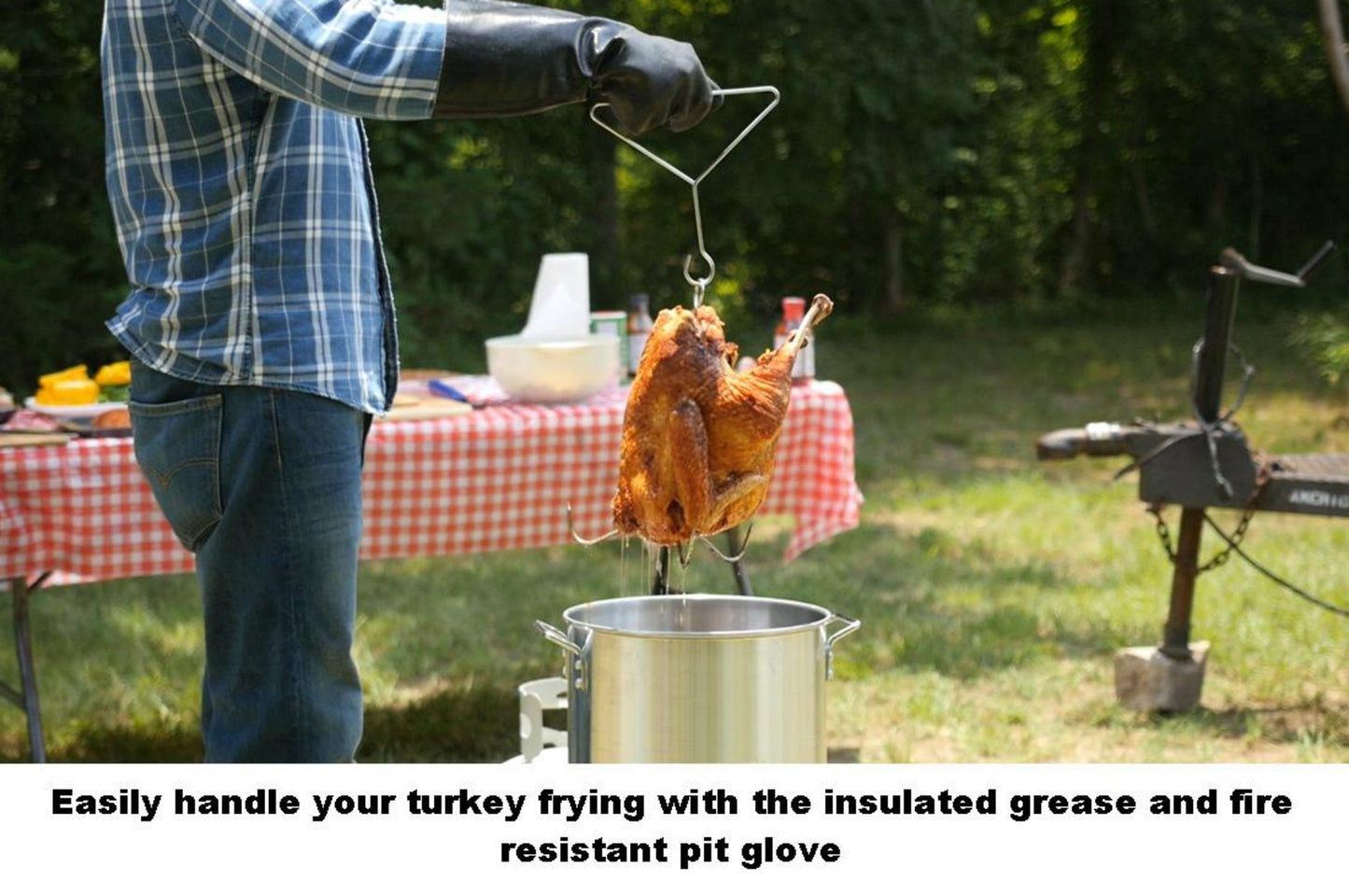 Artisan Griller BBQ, Smoker & Oven glove- Insulated Heat Resistant for Fryer & Kitchen. Great Barbecue Smoking Oyster Mitt–Turkey Fryer, Oil,Fire & Water resistant -(Size 10/XL – Black neoprene)