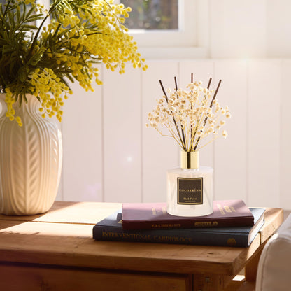 Cocorrína Reed Diffuser Sets, 6.7 fl oz. Black Forest Diffuser with Sticks Home Fragrance Reed Diffuser for Bathroom Shelf Decor