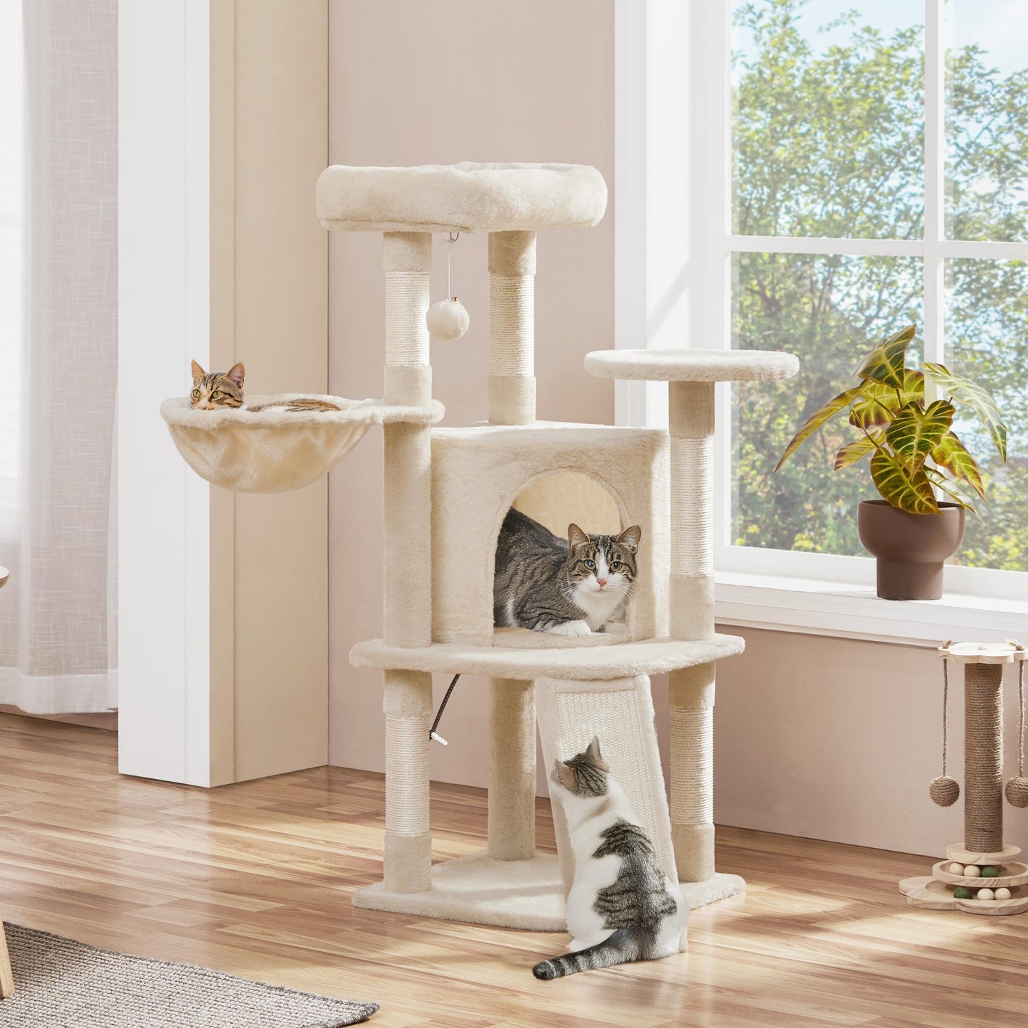 Yaheetech Cat Tree, 42in Play Tower for Indoor Cats, Kitten House with Large Perch & Scratching Posts & Cozy Condo & Scratching Ramp, Cat Furniture Activity Center, Beige