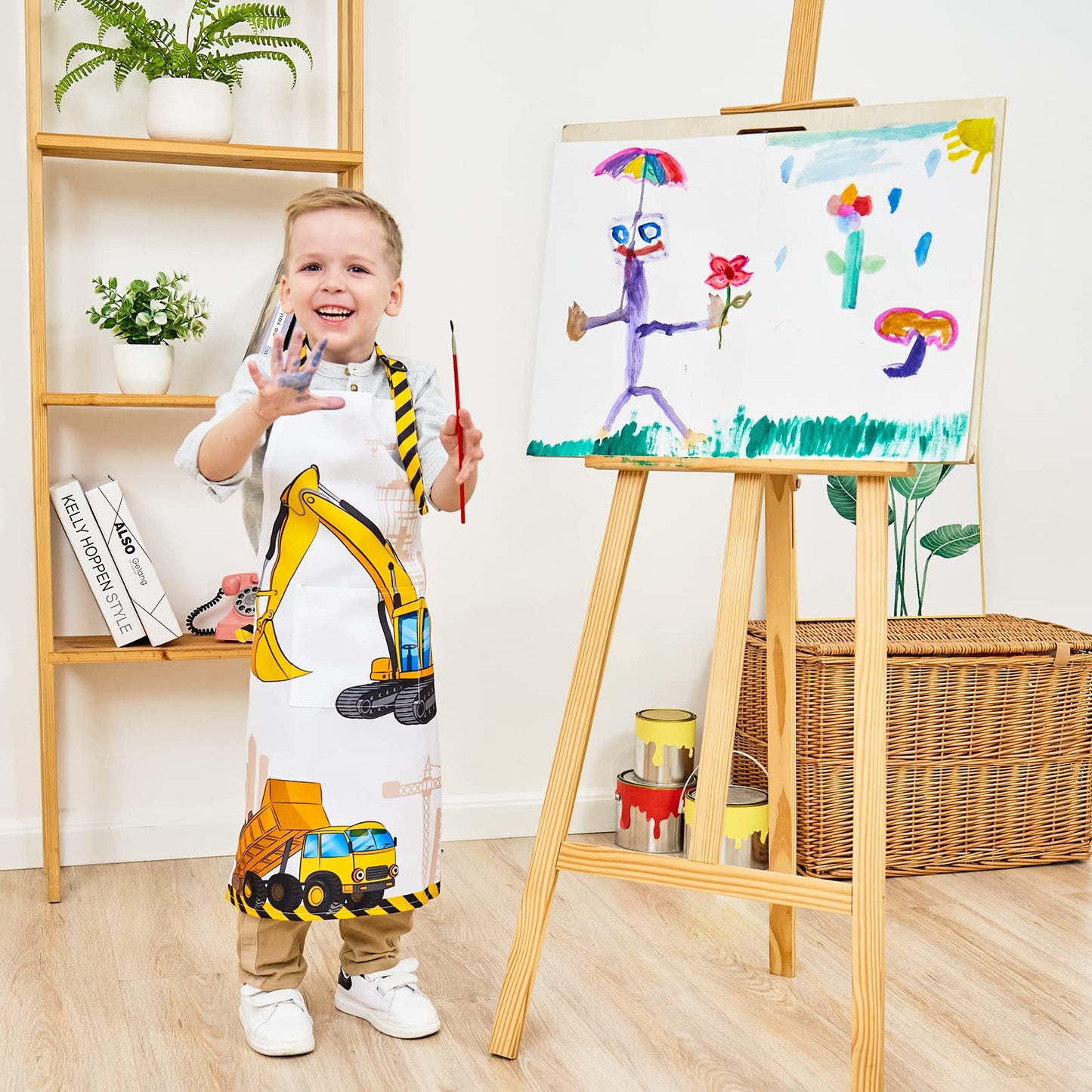WERNNSAI Kids Art Apron for Boys - Truck Toddler Artist Aprons for Kids, Painting Art Smock Kitchen Chef Aprons for Children Cooking Baking Gardening Party Birthday Gifts Age 2-5 Years
