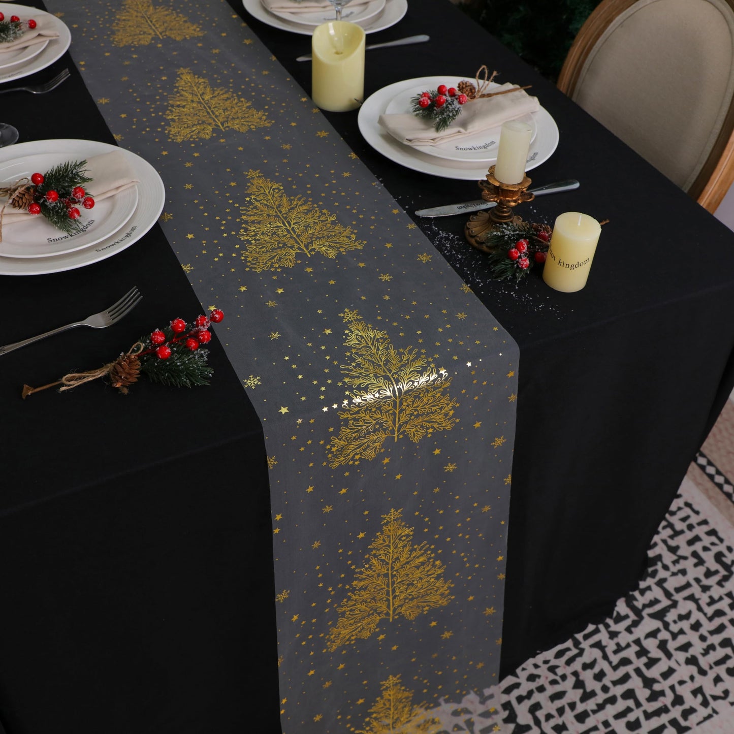Snowkingdom Gold Christmas Tree Table Runner Xmas Winter Snowflakes 120 Inch Sparkly Glitter Gold Mesh Runners Kitchen Dining Table Decorations for Seasonal Festival Holiday Indoor Outdoor Home Party