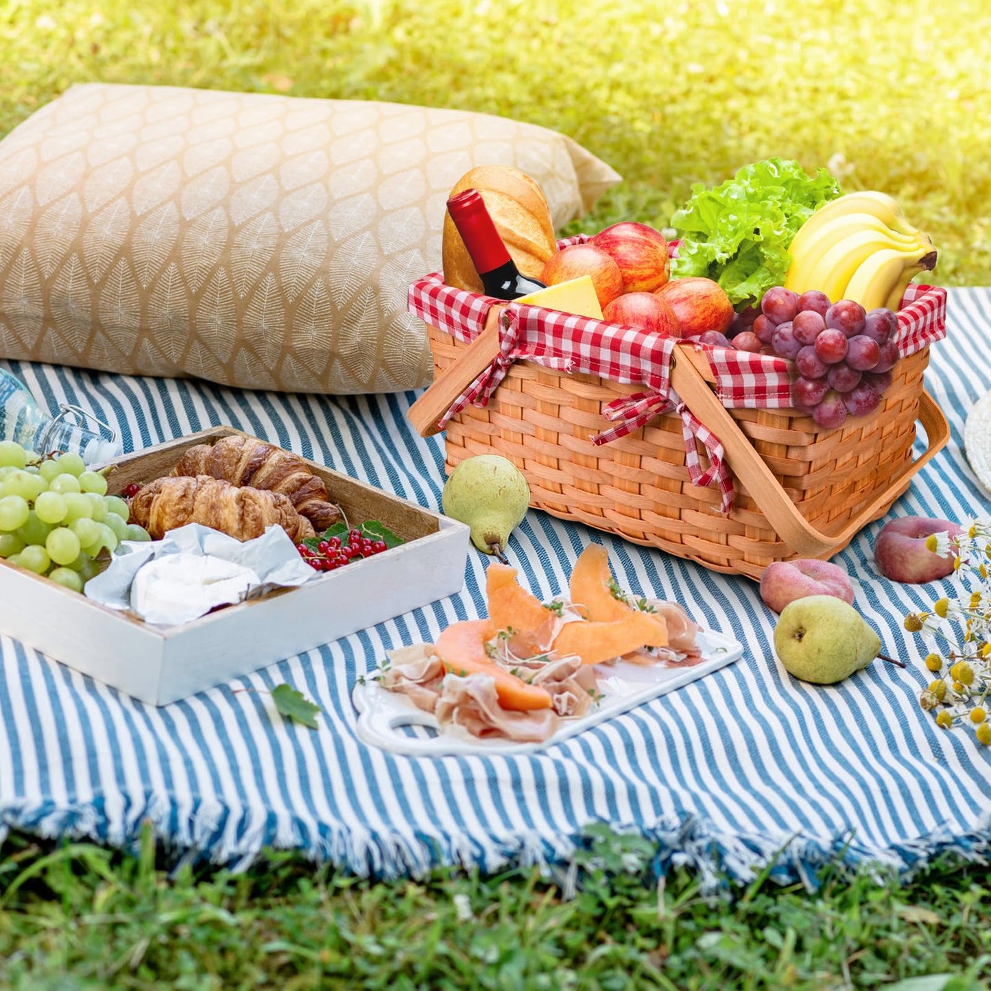 Yesland Picnic Basket, Natural Woven Basket with Double Folding Handles, Woodchip Basket & Organizer Blanket Storage for Egg Gathering, Wedding, Candy Gift & Toy (13 x 8 x 6-1/4 Inches)