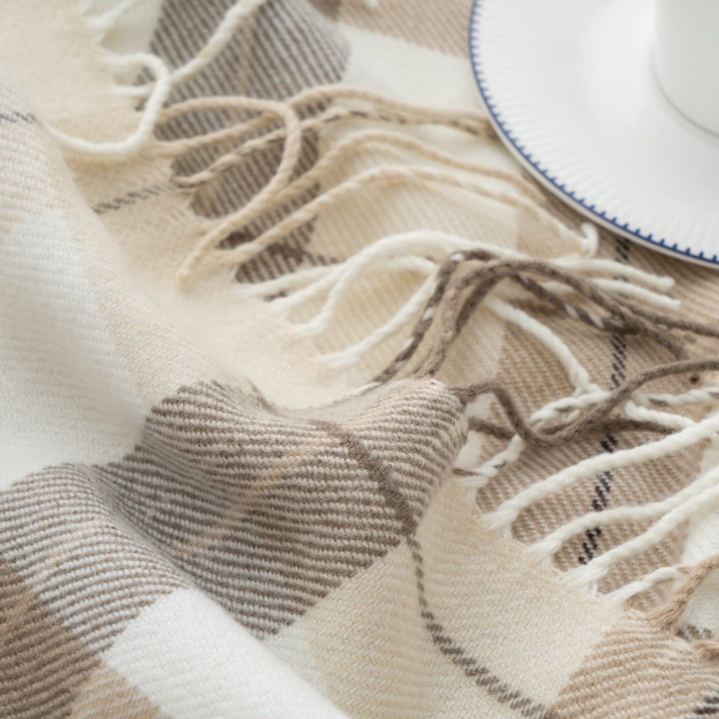 BATTILO HOME Fall Plaid Throw Blanket for Couch, Farmhouse Checkered Decor Throw, Lightweight Beige Throw Blankets for Bed Sofa Neutral Fall Decor, 50"x60"