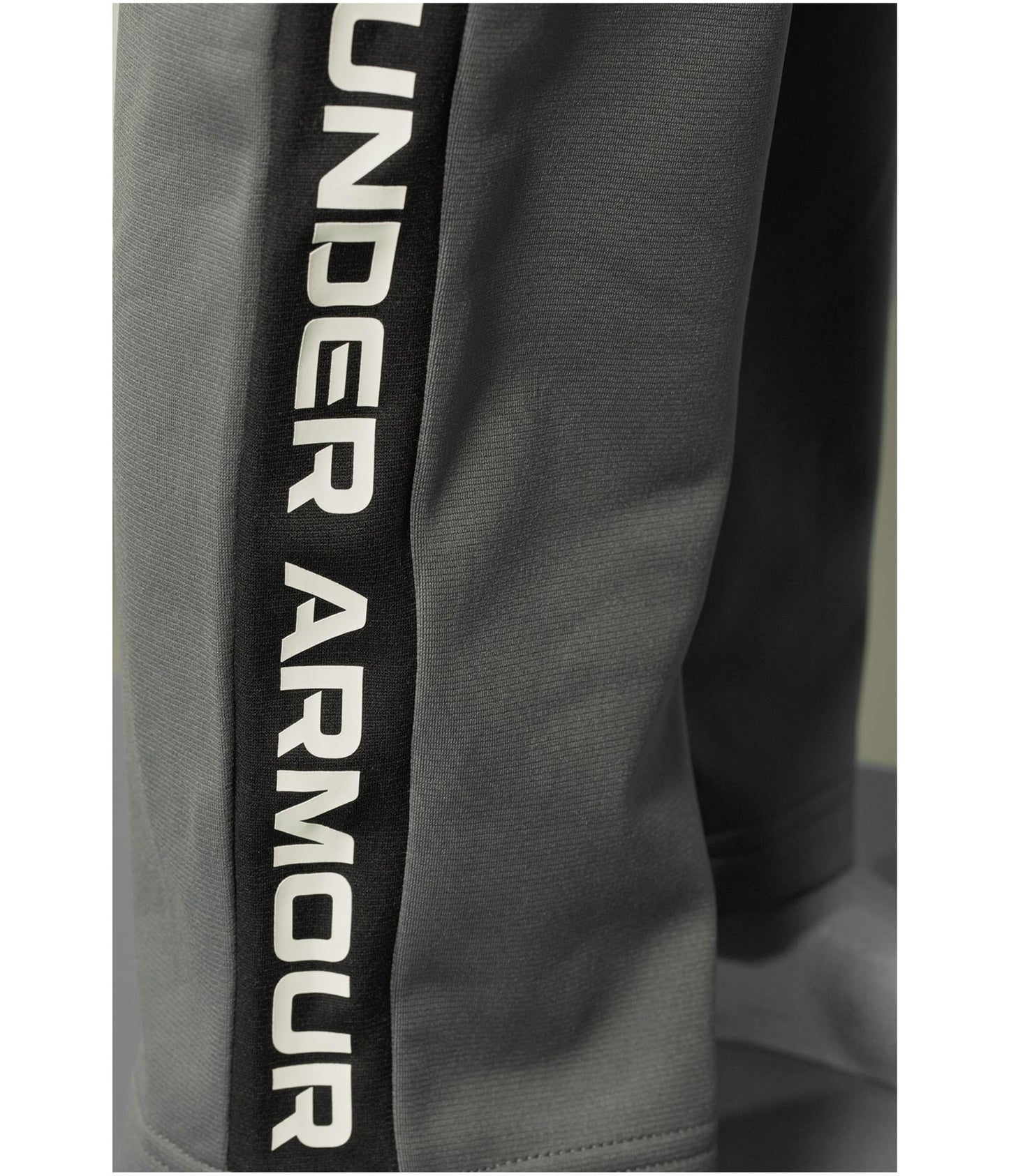 Under Armour Boys Brawler 2.0 Pants , Pitch Gray (012)/White , X-Small