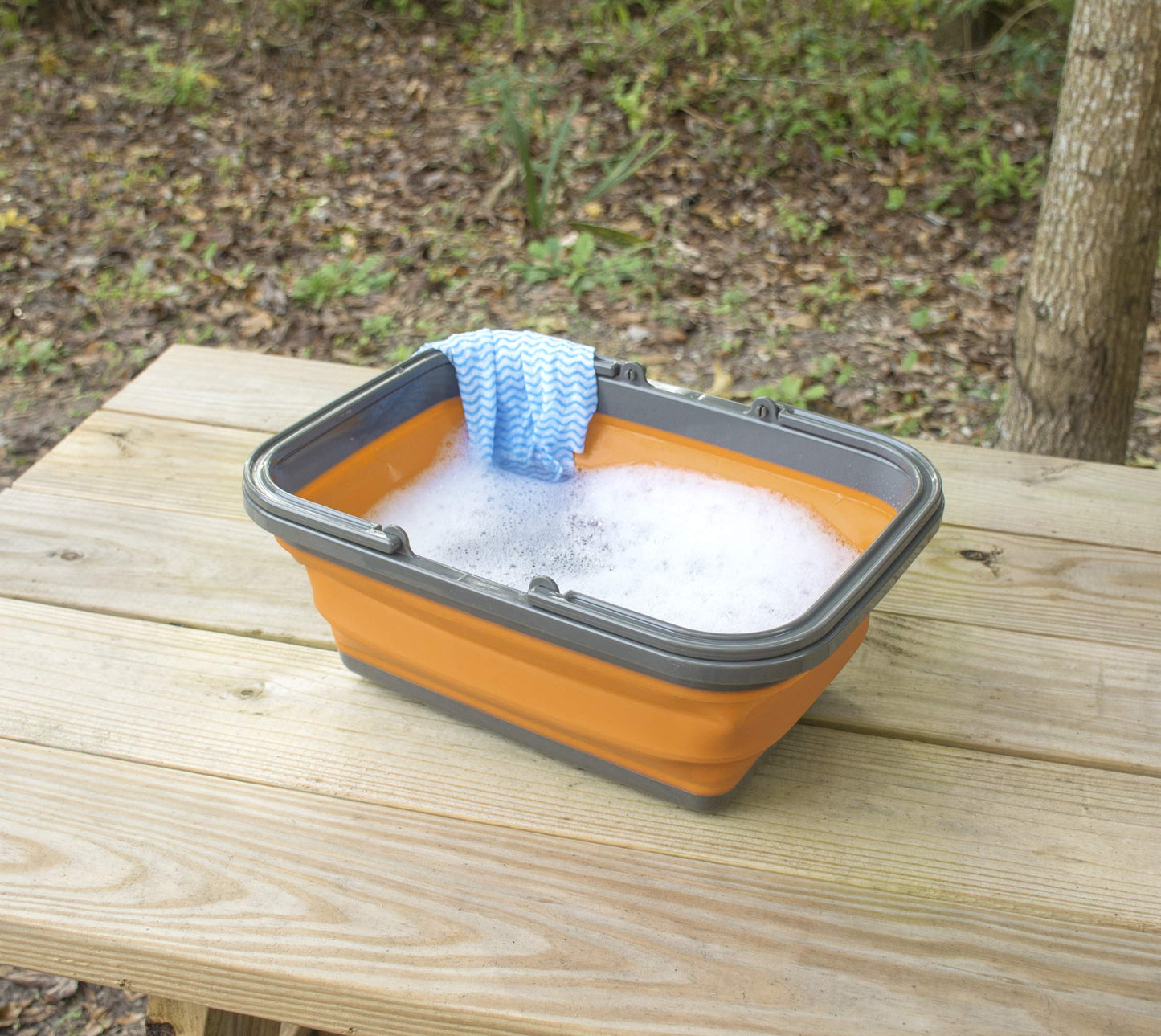 ustFlexWare Collapsible Sink with 2.25 Gal Wash Basin for Washing Dishes and Person During Camping, Hiking and Home
