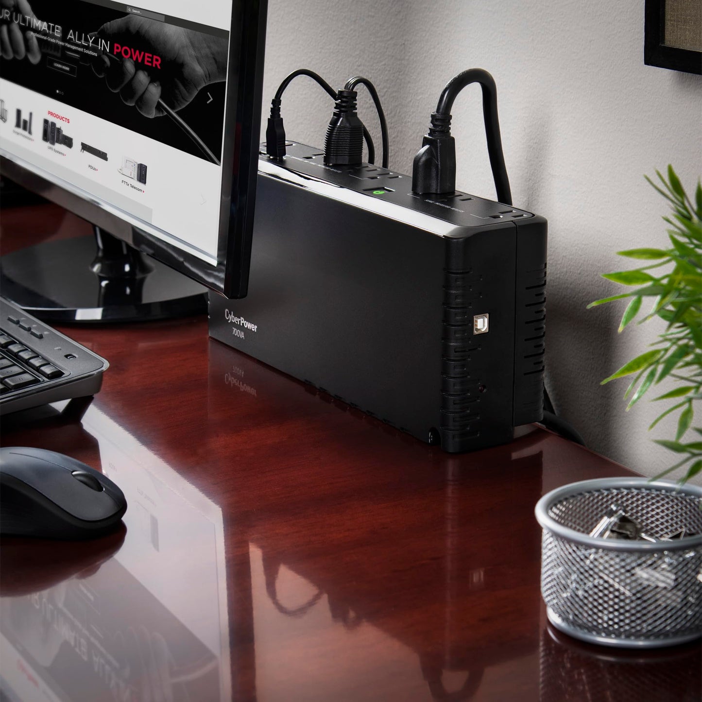 CyberPower SL700U Standby UPS Battery Backup and Surge Protector, 700VA/370W, 8 Outlets, Slim Profile, UL Certified