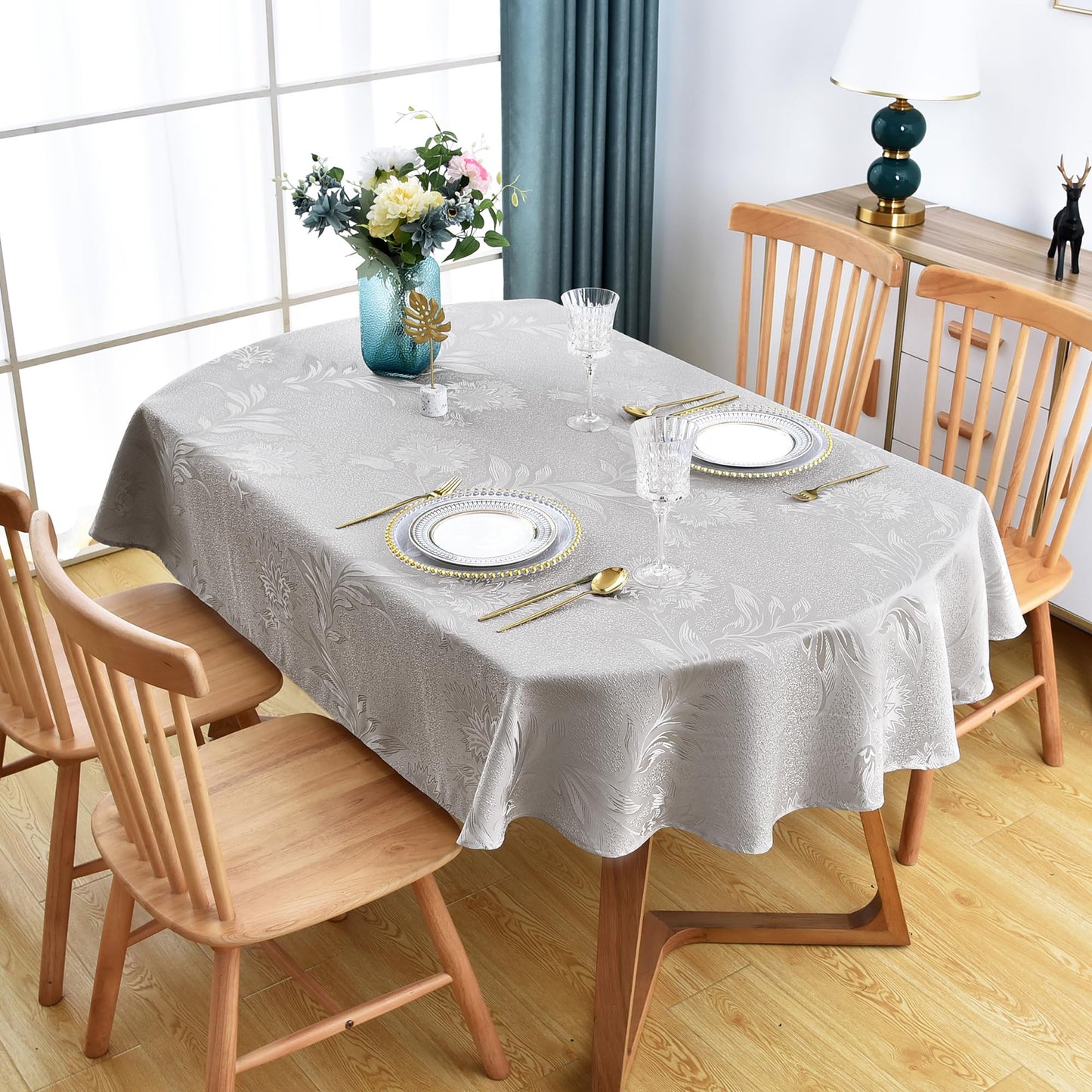 Wolkemer Shiny Oval Jacquard Tablecloth 60 x 84 Inch Gray Floral Countryside Leaves Damask Patterns Table Cloth Glossy Fabric Table Cover for Dinner Kitchen