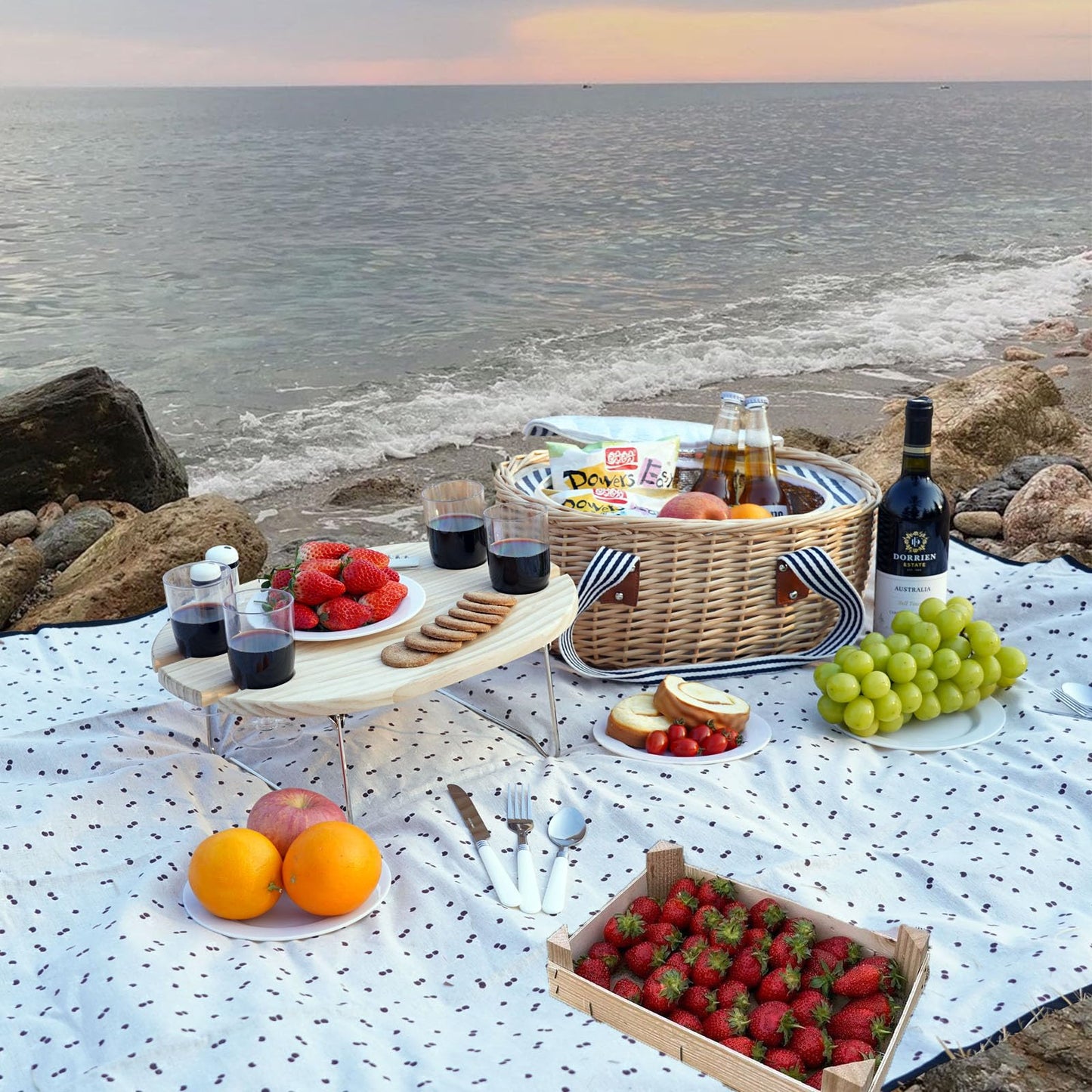 STBoo Picnic Basket for 4, Insulated Wicker Hamper with Folding Table, Willow Picnic Baskets Set with Large Insulated Cooler Bag for Camping Outdoor (Stripe)