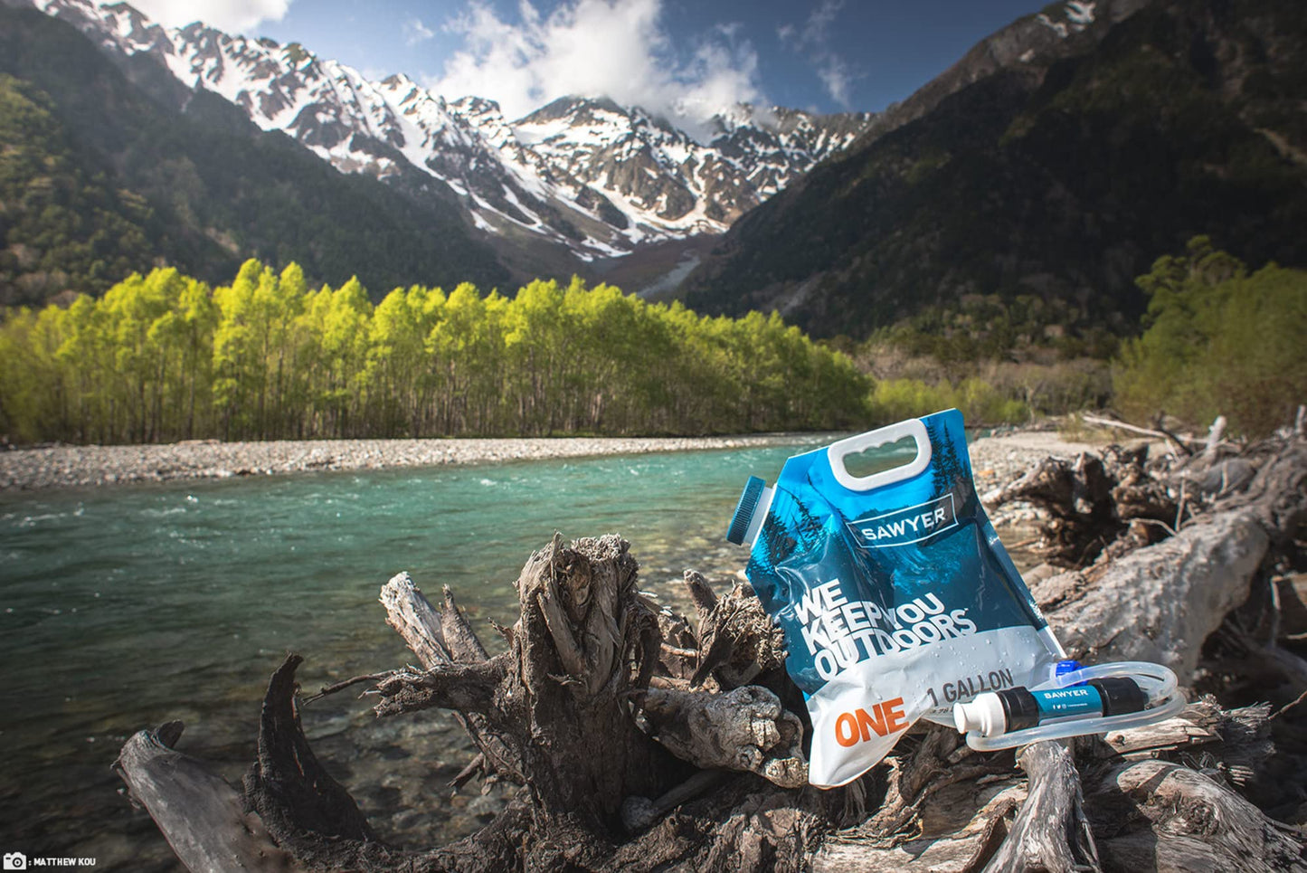 Sawyer Products SP160 One Gallon Gravity Water Filtration System w/Dual-Threaded Mini Filter, Blue/White/Clear