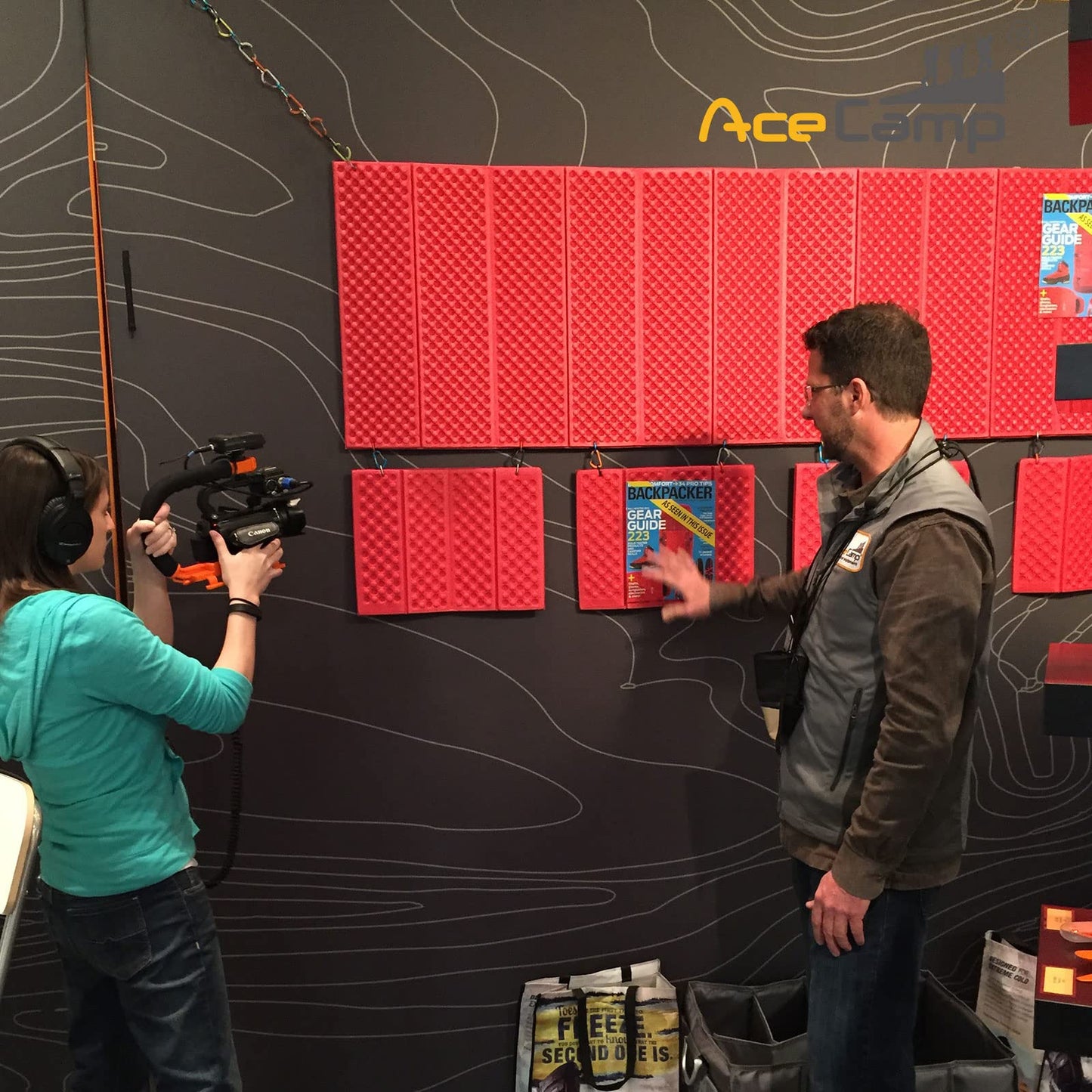 Sitting Pad for Backpacking, Sit Upon Pads Camping Hiking,Outdoor Foam Folding Mat, Small Seat Cushion, Compfort, Portable and Lightweight Green