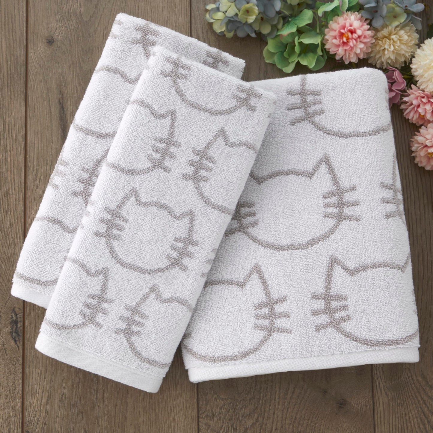 SKL Home Cat Bath Towel, White/Gray