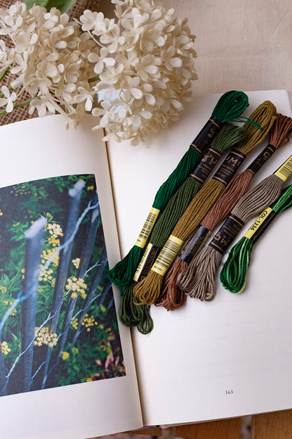 UMC STAG Pack of 12 Premium Embroidery Thread | 100% Egyptian Cotton Premium Skeins | Cross Stitch Embroidery Floss | Oeko TEX Certified Stranded Cotton | Ideal for Arts & Crafts (White-12)