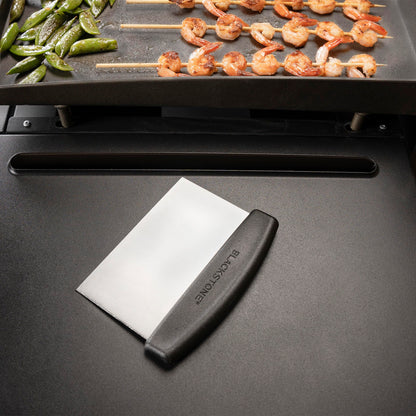 Blackstone 1542 5-Piece Professional Griddle Accessory Toolkit with 2 Squeeze Bottles, 2 Spatulas, and 1 Scraper