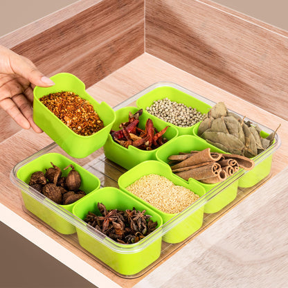 WACOI Divided Snack Serving Tray with Lid and Handle Travel Snackle Charcuterie Container Portable Storage Organizer for Candy, Fruits, Nuts, Snacks, Party, Picnic (1pack, Green)