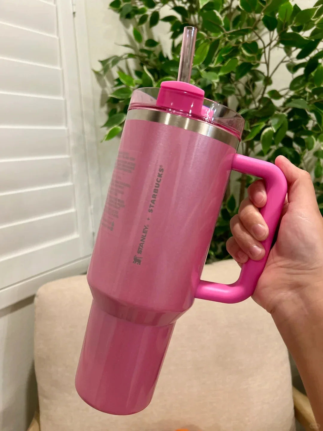 X PINK Stanley Quencher H2.0 Tumbler – 40 oz Travel Cup