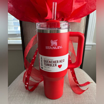 Valentine’s Day Stanley Quencher H2.0 Tumbler – Limited Edition Love Collection